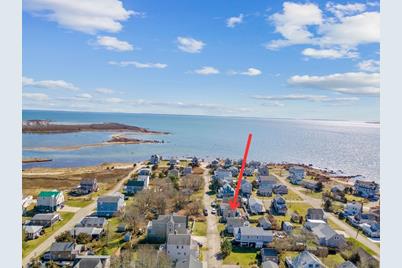 19 Channel St, Mattapoisett, MA 02739 - Photo 1