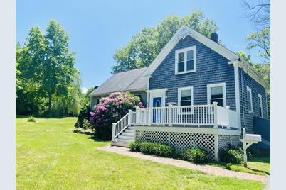 275 Rockland St, Hingham, MA 02043 - Photo 1