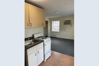 1080 Massachusetts Ave #4, Arlington, MA 02476 - Photo 1