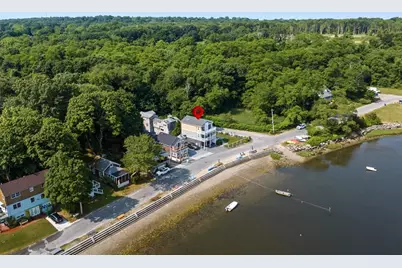 18 Harrison St, Bristol, RI 02809 - Photo 1