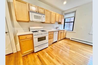 155 Salem St #5, Boston, MA 02113 - Photo 1