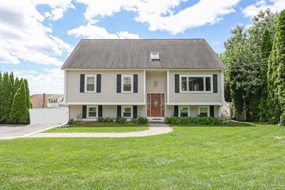 26 Battlemarch Way, Woburn, MA 01801 - Photo 1