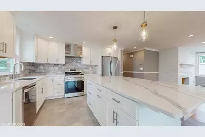 18 Willow Street, Waltham, MA 02453 - Photo 1