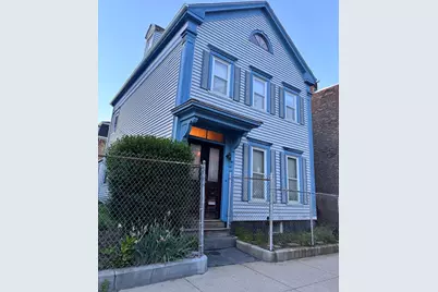 562 E 5th St, Boston, MA 02127 - Photo 1