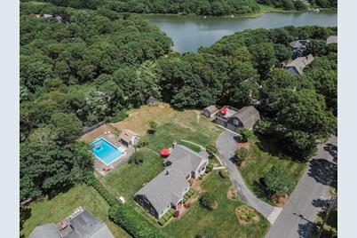 18 & 24 Captain Davis Lane, Falmouth, MA 02536 - Photo 1