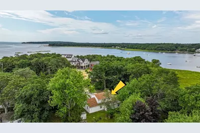 8 Murphy St, Wareham, MA 02571 - Photo 1