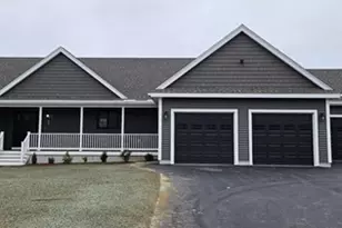 126 Elm St, Uxbridge, MA 01569 - Photo 1