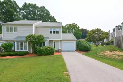 101 Oakwood Ln #101, Worcester, MA 01604 - Photo 1