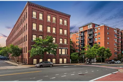 50 Rantoul St #109, Beverly, MA 01915 - Photo 1