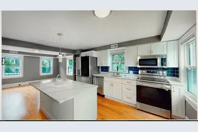 21 Washington Ave #1, Natick, MA 01760 - Photo 1
