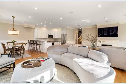 2 G Street #4, Boston, MA 02127 - Photo 1