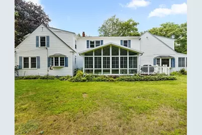 36 West St, Lunenburg, MA 01462 - Photo 1