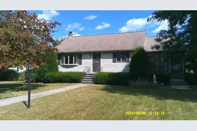 3 Naples Ct, Milford, MA 01757 - Photo 1