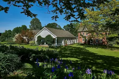 17 East St, Stockbridge, MA 01262 - Photo 1