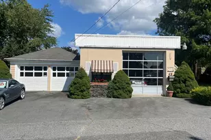 49 Arnold St, Dartmouth, MA 02748 - Photo 1