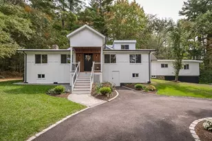 11 Mill St, Manchester by the Sea, MA 01944 - Photo 1