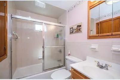 6 Jefferson Ave #6, Everett, MA 02149 - Photo 1