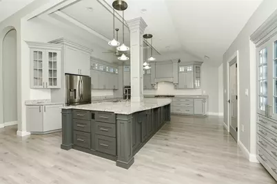 391 East Central #8, Franklin, MA 02093 - Photo 1