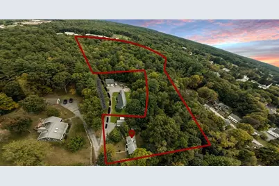 7 White Avenue, Douglas, MA 01516 - Photo 1