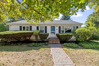 204 Green St, Marblehead, MA 01945 - Photo 1