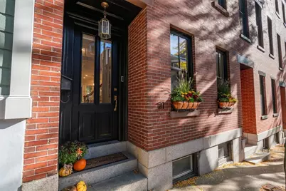 21 Auburn St, Boston, MA 02129 - Photo 1