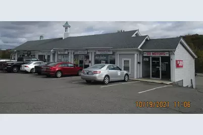 37 Crystal Ave #7 Ret 066a, Derry, NH 03038 - Photo 1