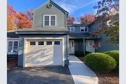501 Ridgefield Cir #B, Clinton, MA 01510 - Photo 1