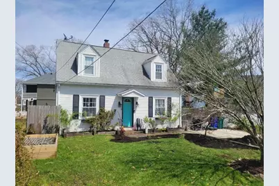 416 Robinson Ave, Attleboro, MA 02703 - Photo 1