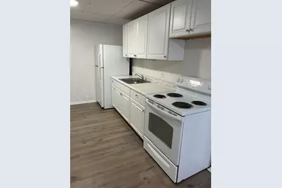 5 Adams #2B, Holyoke, MA 01040 - Photo 1