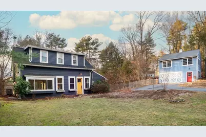 43 Myrtle St, Norfolk, MA 02056 - Photo 1