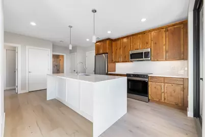 400 W Broadway #505, Boston, MA 02127 - Photo 1