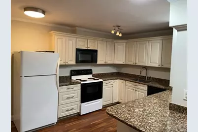 2 Chapel Hill Dr #11, Plymouth, MA 02360 - Photo 1