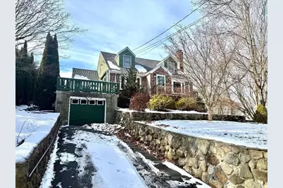 37 Sylvan Ave, Wakefield, MA 01880 - Photo 1