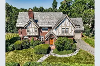 989 Centre St, Newton, MA 02459 - Photo 1