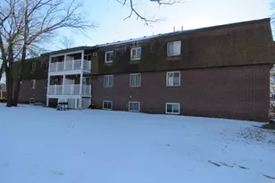 7 Wildwood St, Dracut, MA 01826 - Photo 1