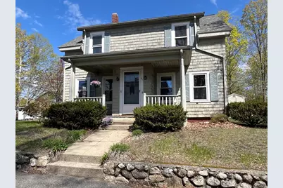 27 Mount Vernon St, Reading, MA 01867 - Photo 1