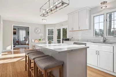 8 Lone Oak Cir, Holliston, MA 01746 - Photo 1