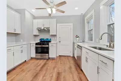 81-83 Union St #1, Watertown, MA 02472 - Photo 1