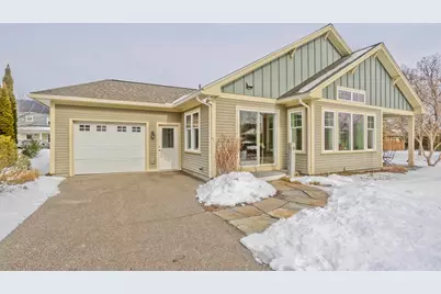 4 Ford Crossing, Northampton, MA 01060 - Photo 1