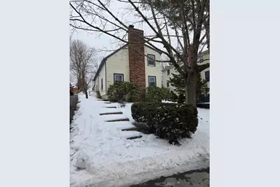 60 Maverick St, Marblehead, MA 01945 - Photo 1