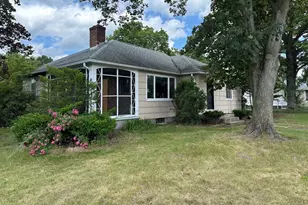 32 White St, Ludlow, MA 01056 - Photo 1