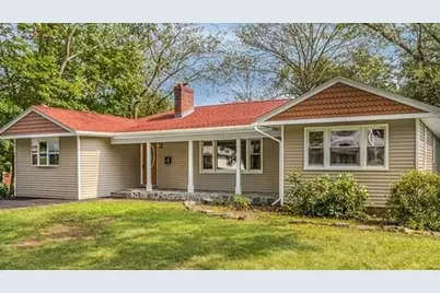 36 Mabelle St, Worcester, MA 01602 - Photo 1