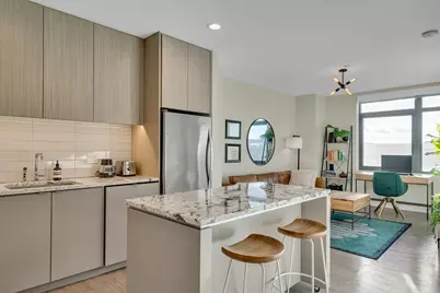 80 Fenwood Rd #811, Boston, MA 02115 - Photo 1