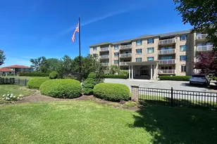 915 Hathaway Rd, New Bedford, MA 02740 - Photo 1