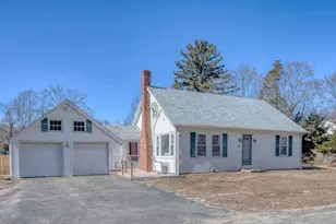 17 Thomas St, Kingston, MA 02364 - Photo 1