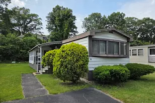 23 Victoria Ln, Marlborough, MA 01752 - Photo 1