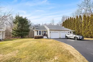 8 Fiddle Neck Ln, Southborough, MA 01772 - Photo 1