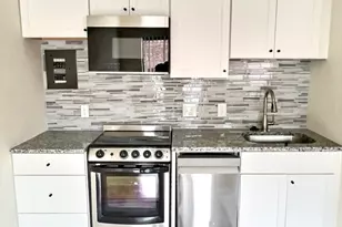 1027 Commonwealth Ave, Boston, MA 02215 - Photo 1