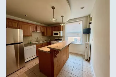 380 Riverway #6, Boston, MA 02115 - Photo 1