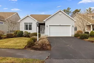 29 Beechwood Ln, Rockland, MA 02370 - Photo 1